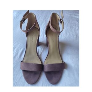 Marc fisher - Beella Ankle Strap Block Heel